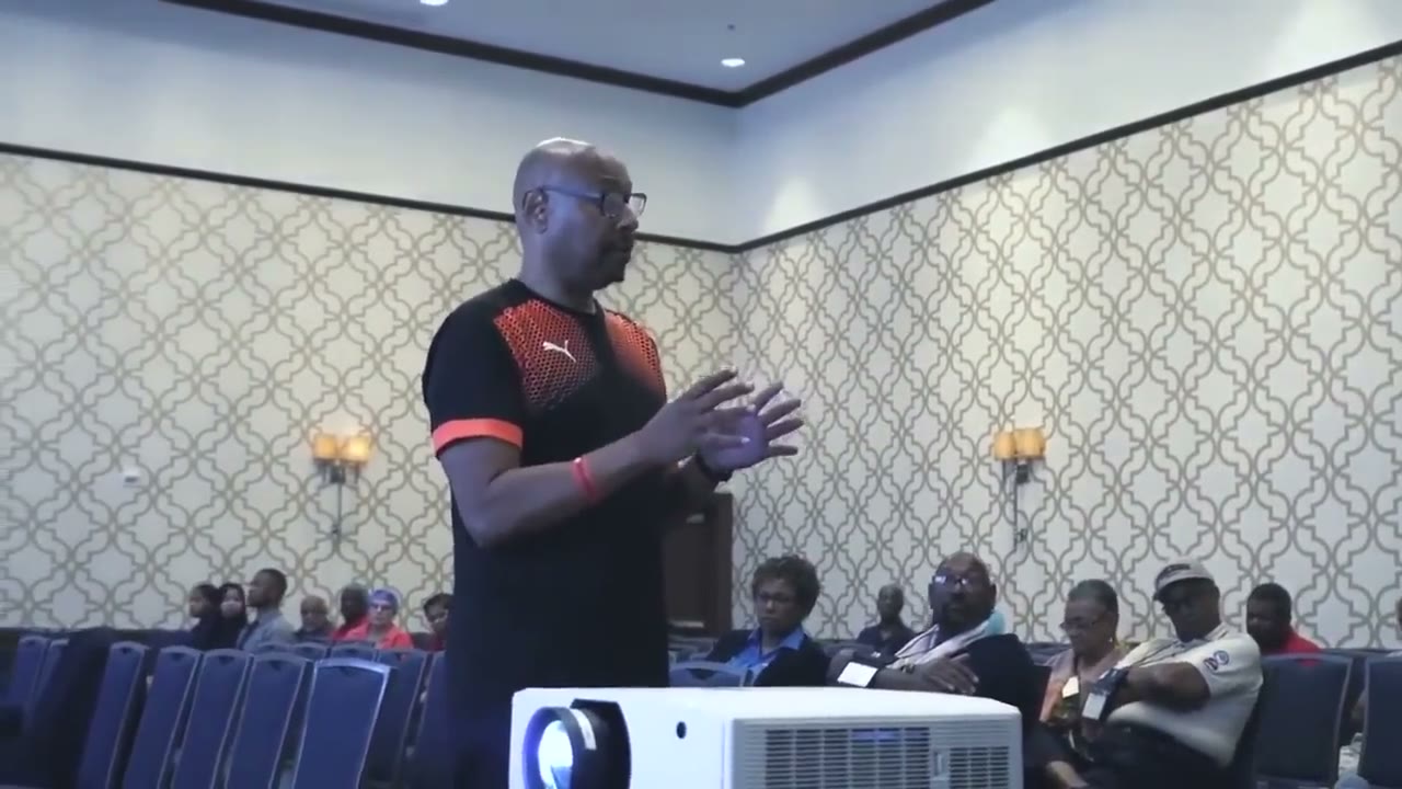 Kevin Clark presenting at the Tuskegee Convention, 2018